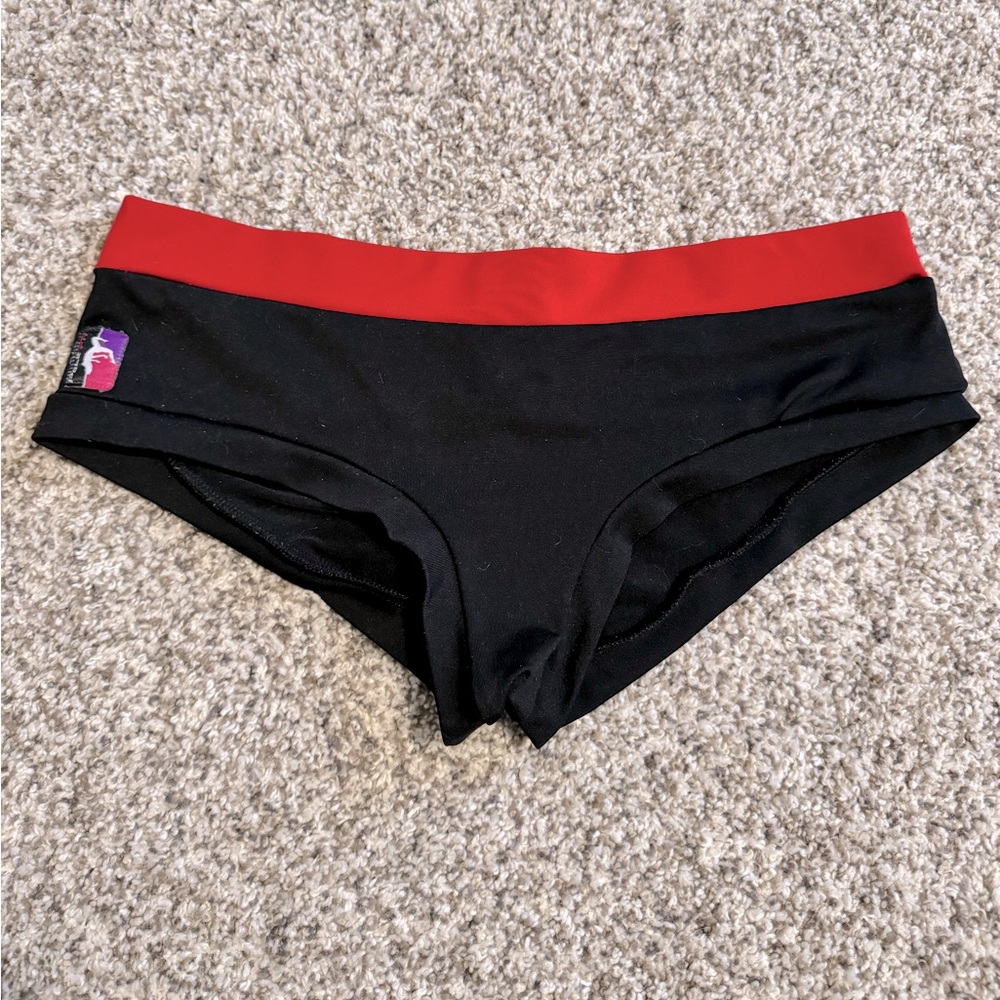 Bad Kitty Pole Shorts Low Rise - M